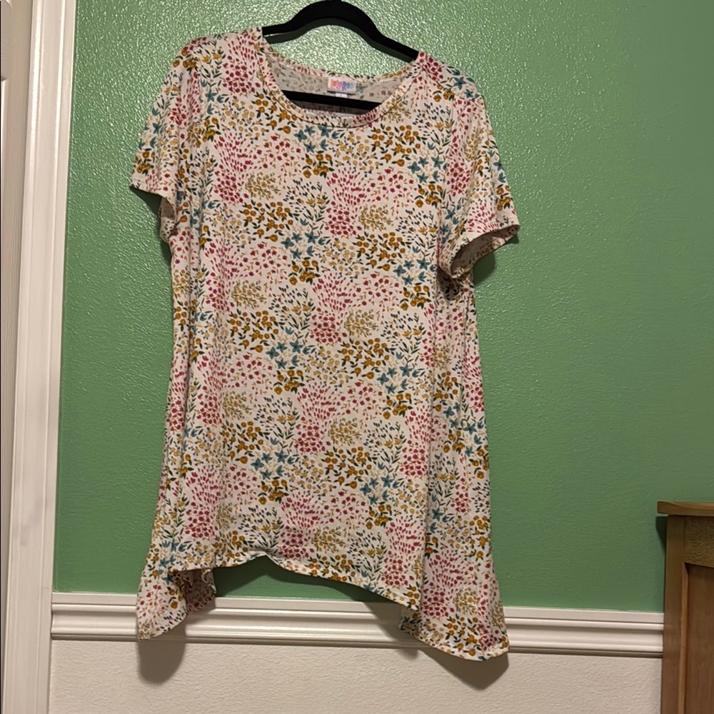 Floral Print Short Sleeve Top